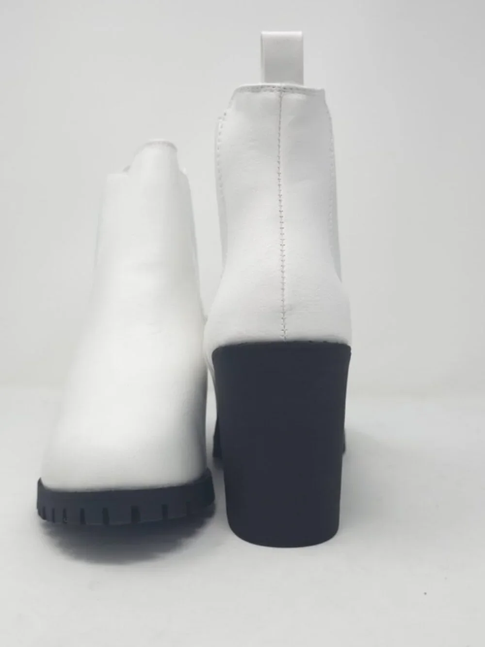 White Chunky Heel Ankle Boots Chelsea Style Platform Minimalist Trendy - Picture 4 of 10